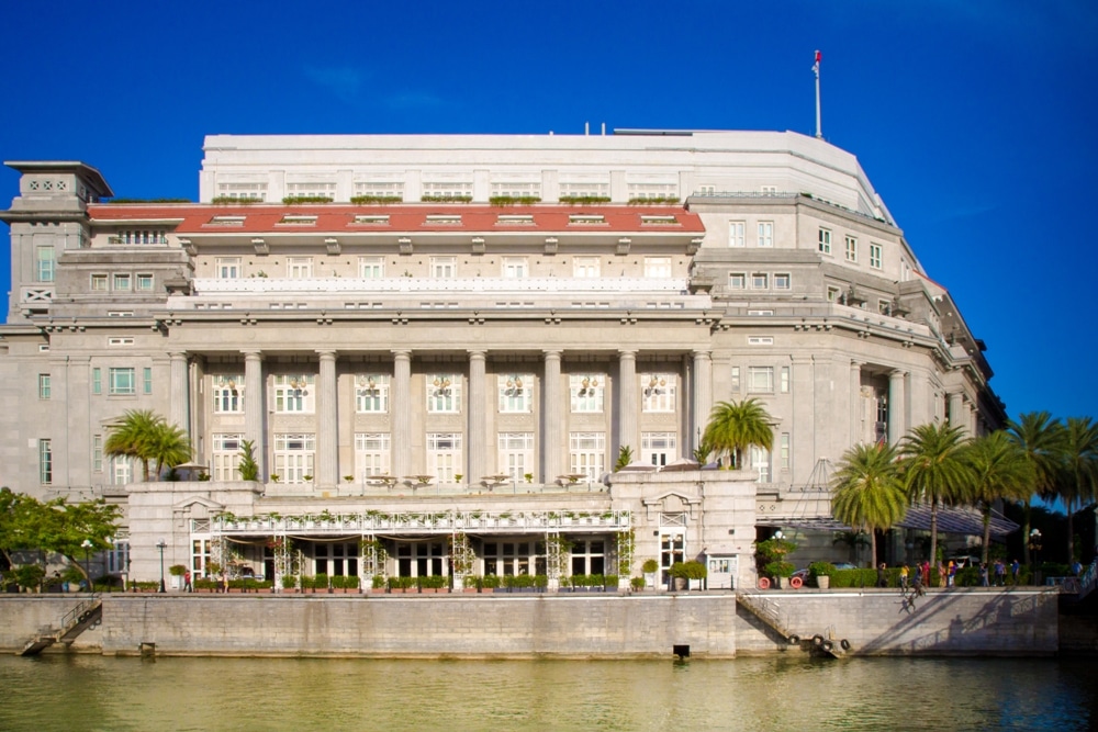 Tourico Vacations Reviews the History of the Fullerton Hotel – Singapore